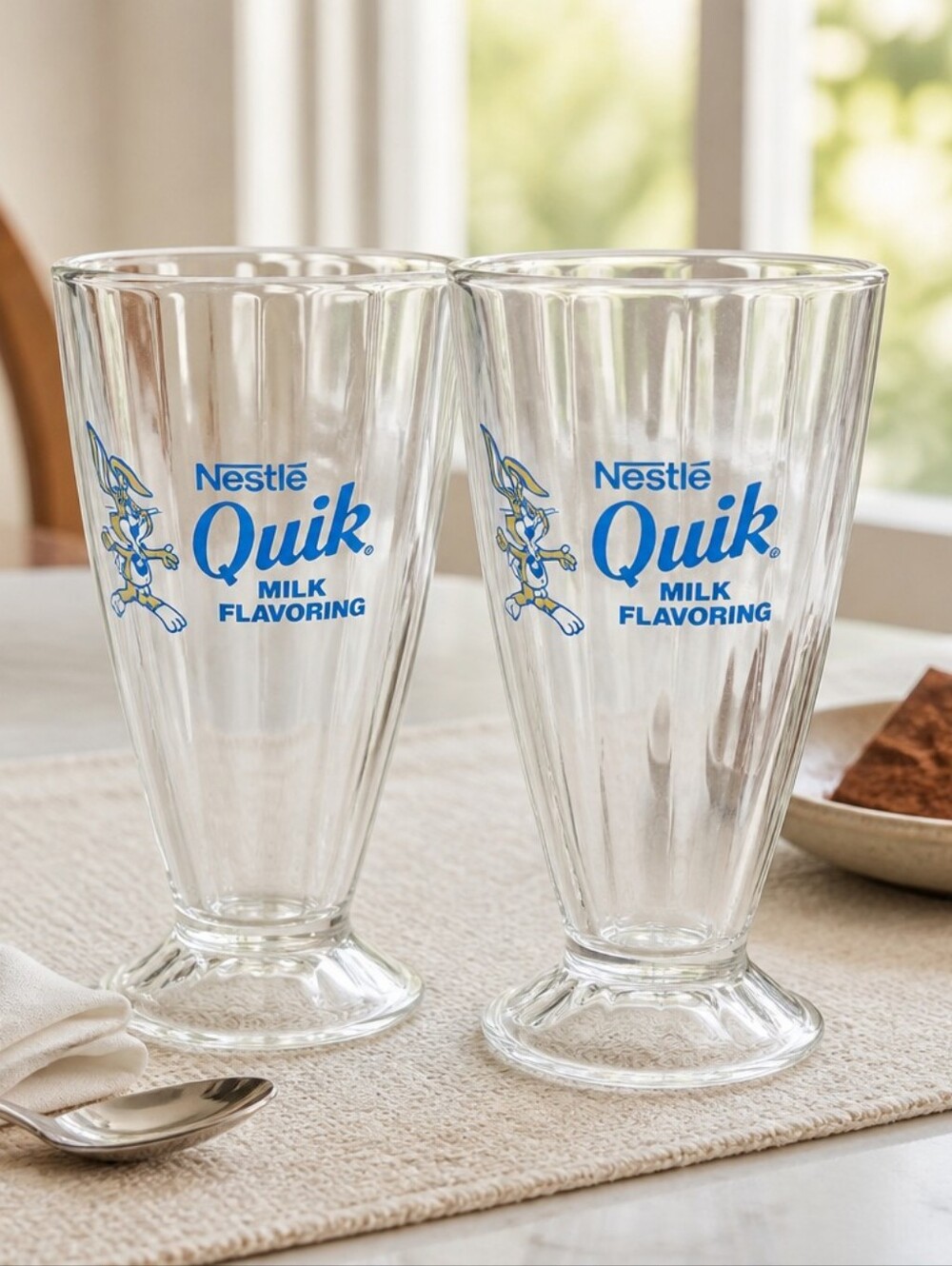 Vintage Nestlé Quik Milk Flavoring Promotional Plastic Glasses (Lot Of 2)